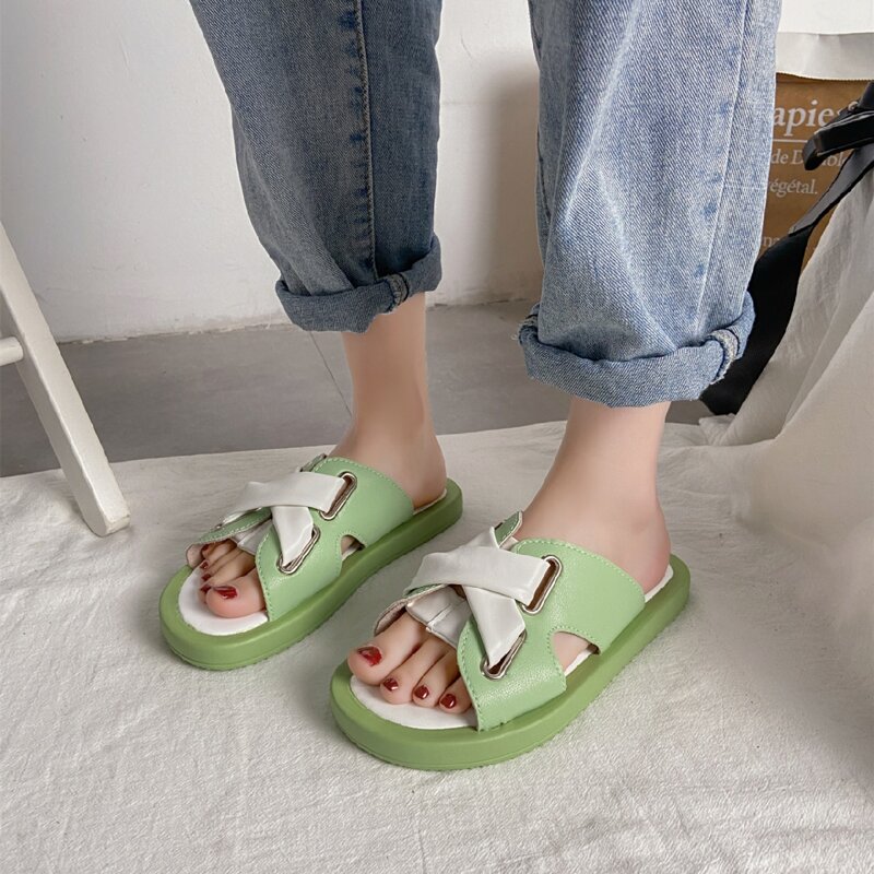 

Colorblock Criss Cross Slide Sandals, Green
