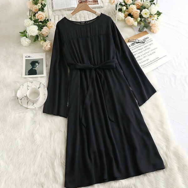 

Plus Solid A-line Dress With Belt, Black