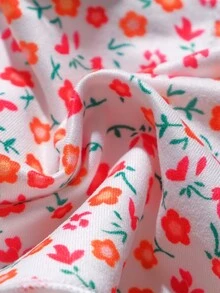 SHEIN Qutie Top de tirantes corto de busto con fruncido floral - Multicolor - Ver 5