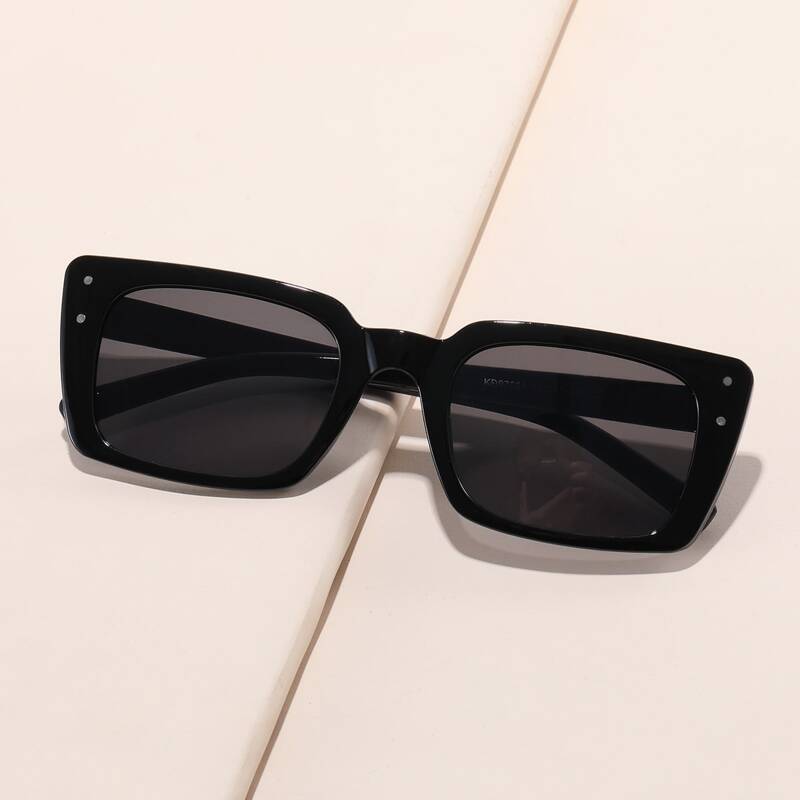 

Square Frame Sunglasses