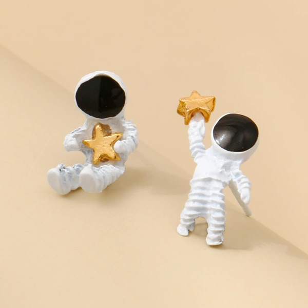 

Astronaut Design Earrings, Multicolor