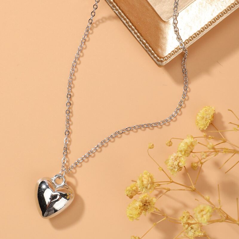 

Heart Charm Chain Necklace, Silver