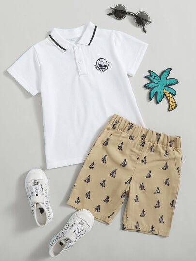 قميص بولو للأولاد بطبعة قوارب الشراع مع شورت