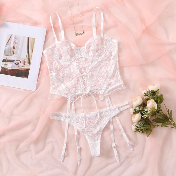 

Floral Lace Underwire Garter Lingerie Set, White