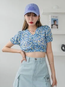 DAZY Allover Floral Ruched Front Top - Multicolor - View 4