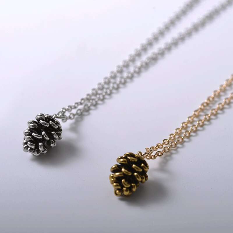 

2pcs Pine Cone Pendant Necklace, Multicolor
