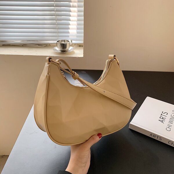 

Minimalist Shoulder Bag, Camel