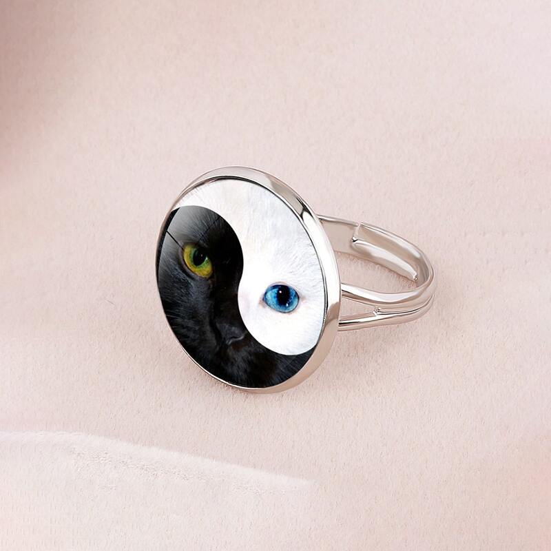 

Yin & Yang Graphic Ring, Black and white