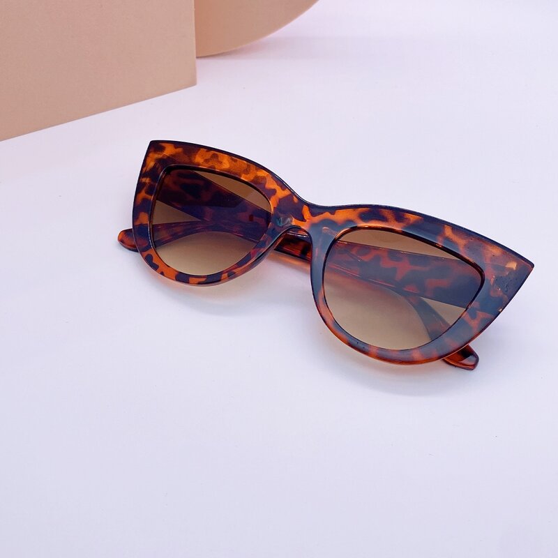 

Cat Eye Sunglasses