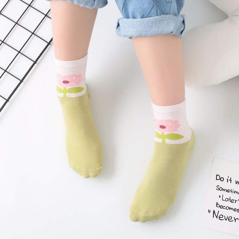 

Floral Pattern Crew Socks, Green
