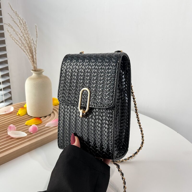 

Flap Crossbody Bag, Black