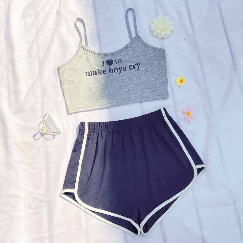 

Slogan Graphic Crop Cami Top and Binding Trim Shorts PJ Set, Multicolor