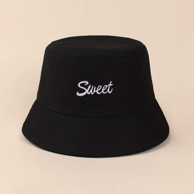 

Letter Graphic Bucket Hat, Black