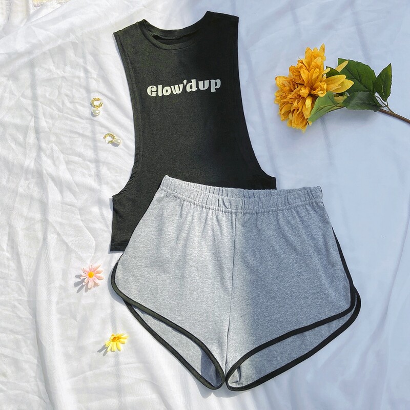 

Letter Graphic Tank Top and Track Shorts PJ Set, Multicolor