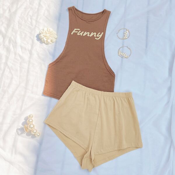 

Letter Graphic Tank Top and Shorts PJ Set, Multicolor