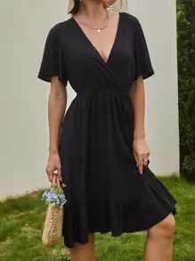 Vestido bajo con fruncido de manga campanuda - Negro - Ver 3