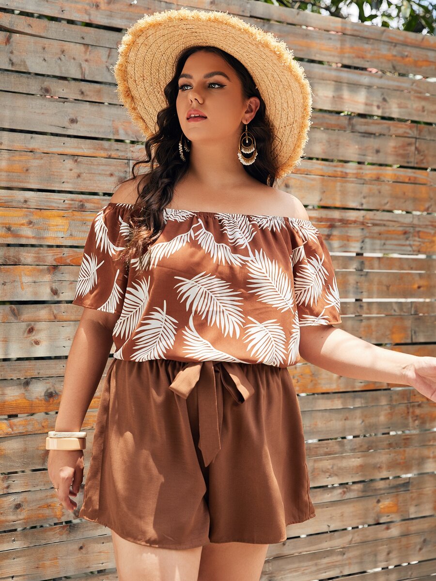 SHEIN Conjunto top con estampado tropical de hombros descubiertos con shorts - Multicolor - Ver 1