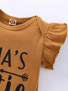 Baby Girl Letter Graphic Ruffle Bodysuit & Leopard Belted Shorts & Headband