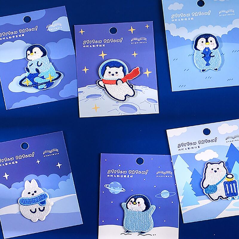 

1pc Cartoon Graphic Random Sticker, Multicolor