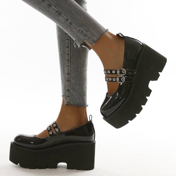 

Eyelet Buckle Decor Court Wedges, Black