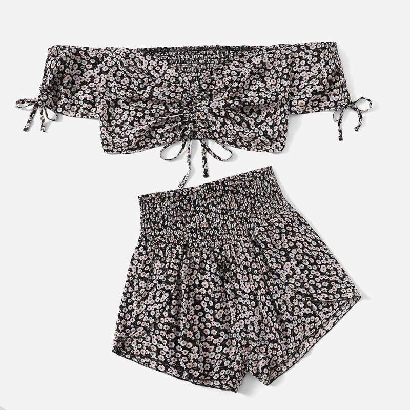 

Ditsy Floral Ruched Crop Top & Shirred Shorts, Multicolor