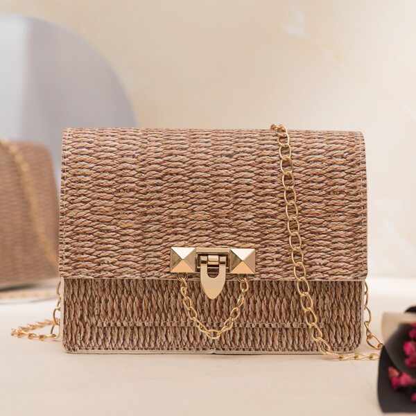 

Minimalist Flap Straw Bag, Brown