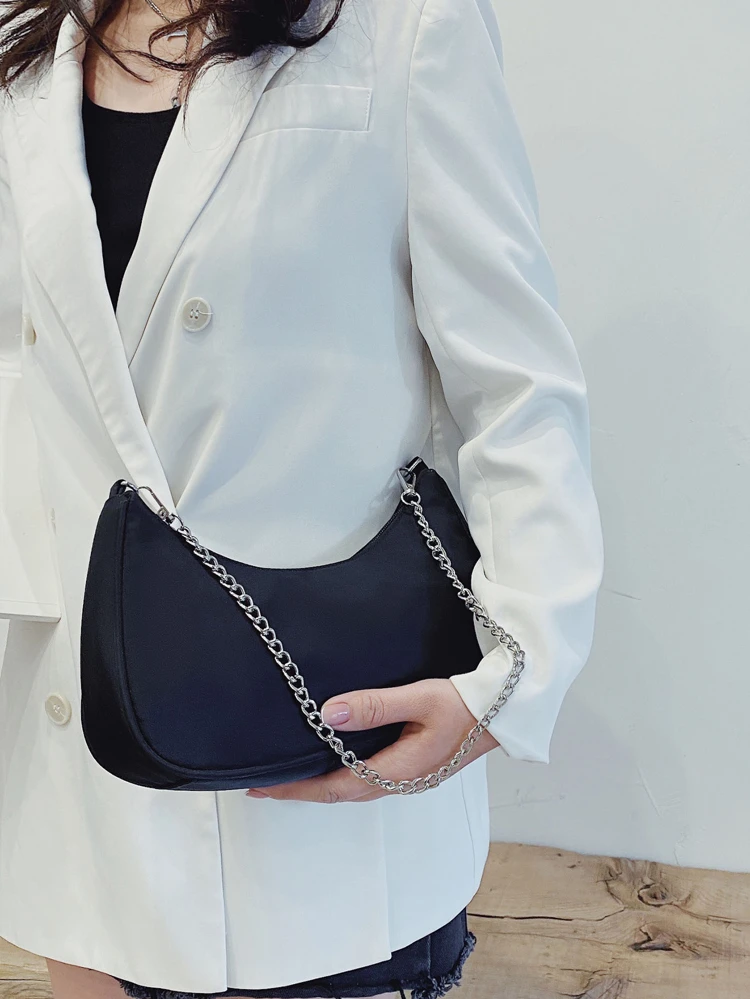 1 szt. Vintage Y2K Sweet Cool Crescent Bag, metalowy pasek na łańcuszku, lekka, wodoodporna, w stylu amerykańskiego casualu, awangardowa torba na ramię do pracy i na zakupy dla kobiet (ze względu na oświetlenie i kąt fotografowania, rzeczywisty produkt może nieznacznie różnić się kolorem od zdjęć)