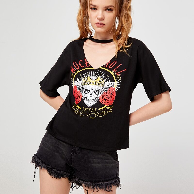 

Skull And Crown Print Choker Neck Tee, Black