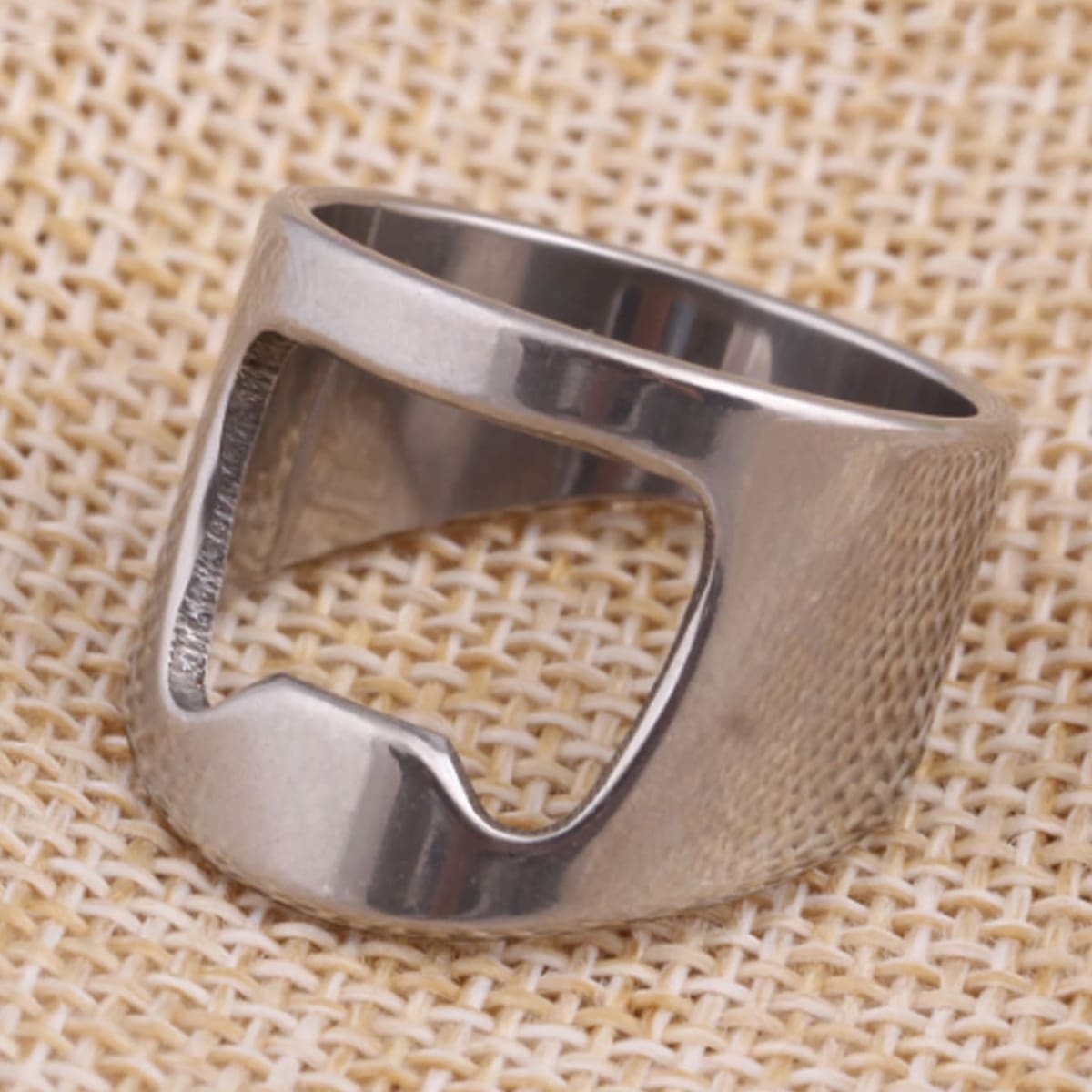 

1pc Ring Bottom Opener, White