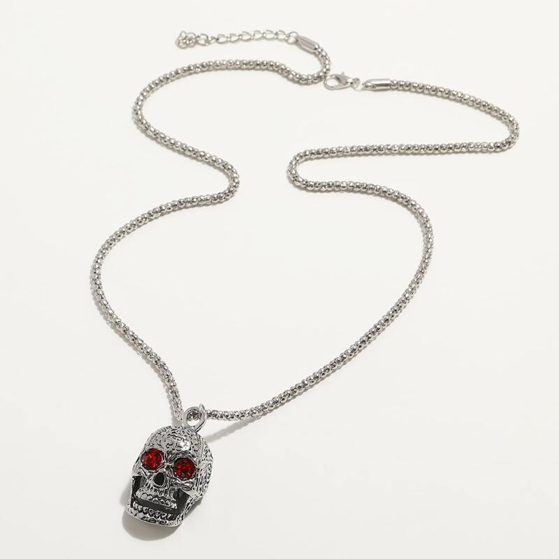 

Skull Pendant Necklace, Silver