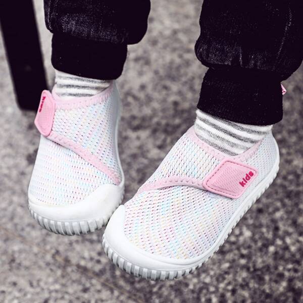 

Toddler Girls Velcro Strap Sneakers, Pink