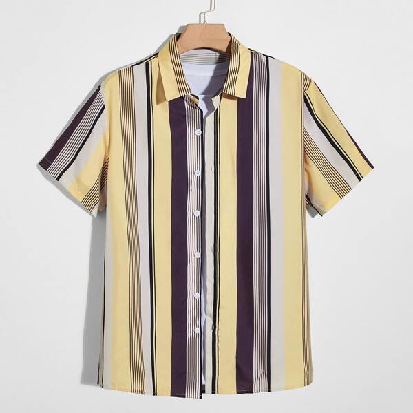 

Men Vertical Striped Button Up Shirt, Multicolor
