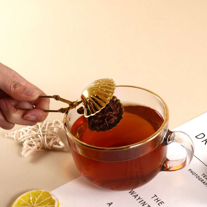

1pc Shell Shaped Tea Filter, Gold