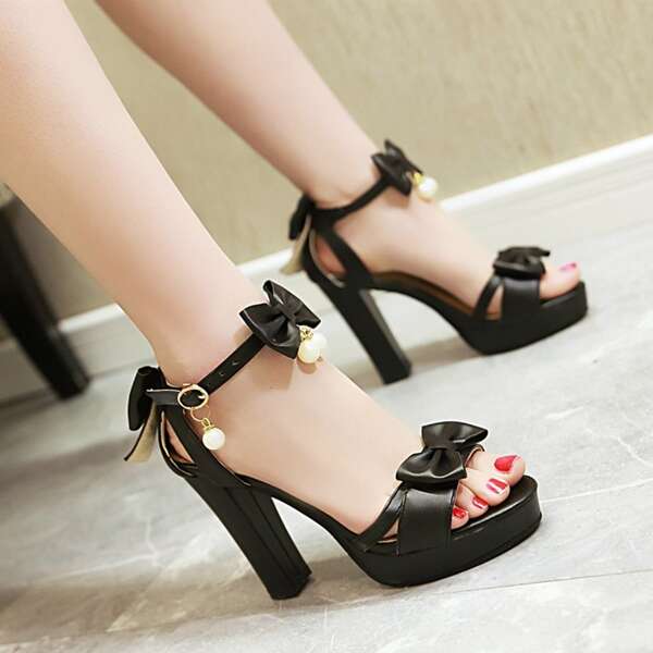 

Bow & Faux Pearl Decor Strappy Sandals, Black