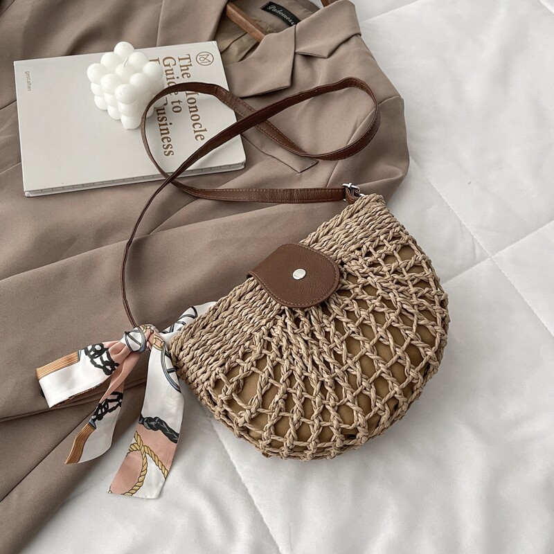 

Bow Decor Straw Crossbody Bag, Khaki