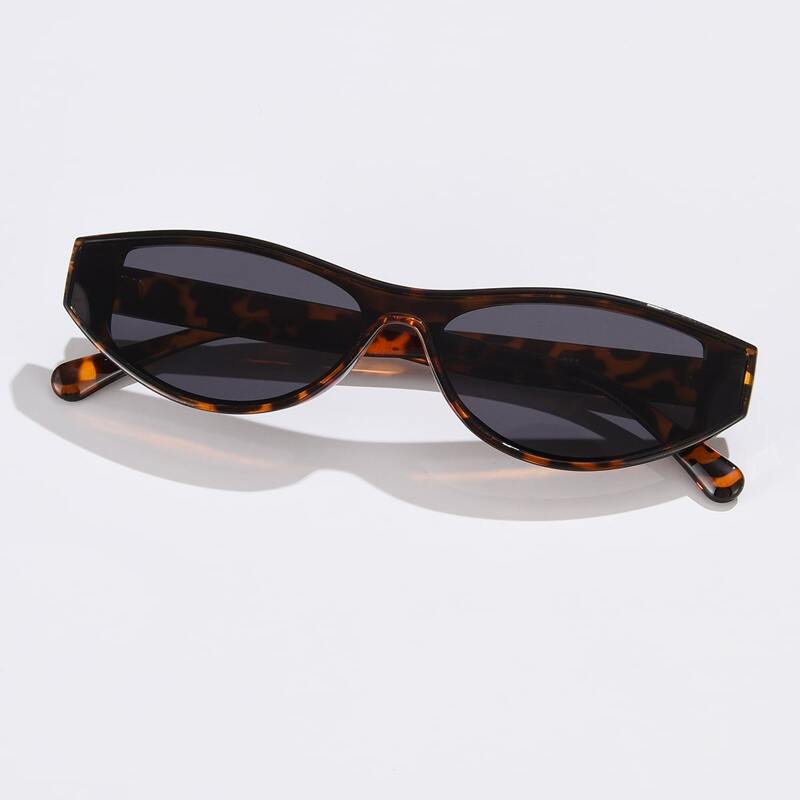 

Tortoiseshell Frame Sunglasses