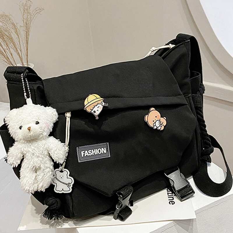 

Flap Crossbody Bag With 3pcs Random Brooch, Black