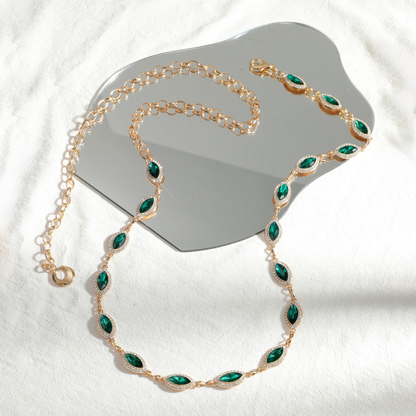 

Rhinestone Decor Chain Belt, Dark green