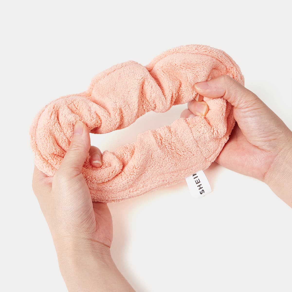 

BASIC LIVING Microfiber Workout Hair Drying Towel Scrunchie Coral Fleece-Peach Blush, Coral pink