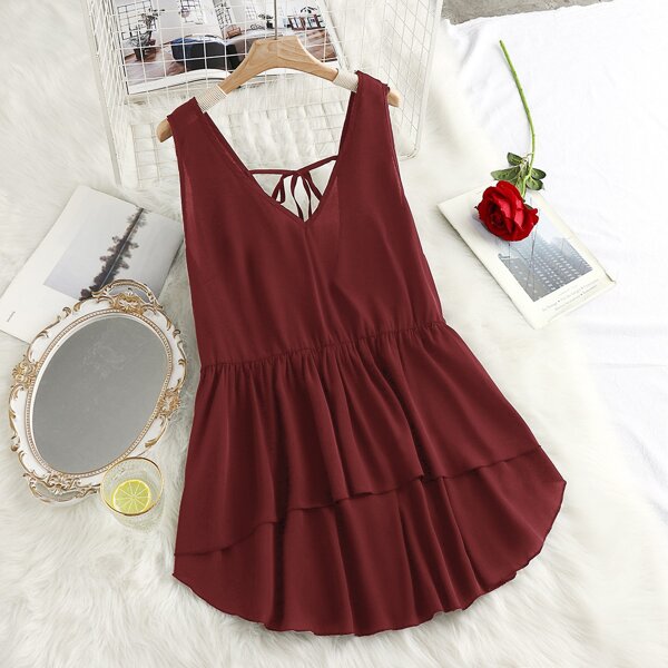 

Plus V-neck Tie Back Ruffle Hem Tank Top, Burgundy