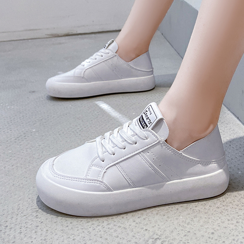 

Lace-up Front Skate Shoes, White
