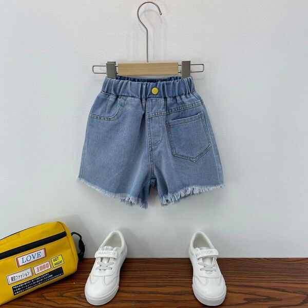 

Girls Raw Hem Denim Shorts, Medium wash