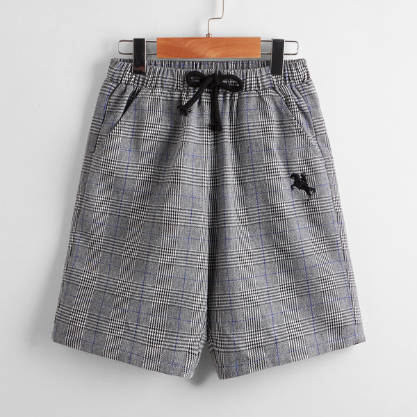 

Boys Embroidery Detail Houndstooth Print Shorts, Multicolor