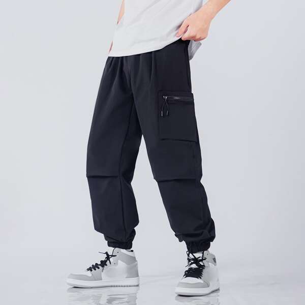 

Men Flap Pocket Cargo Pants, Black