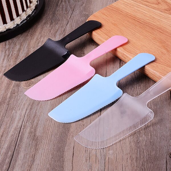 

4pcs Random Color Disposable Cake Cutter, Multicolor