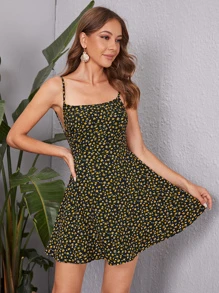Soleia Lace Up Ditsy Floral Dress - Multicolor - View 1