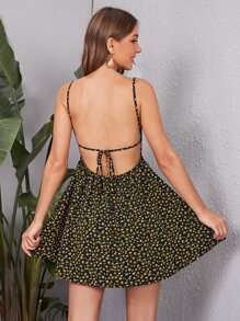 Soleia Lace Up Ditsy Floral Dress - Multicolor - View 2