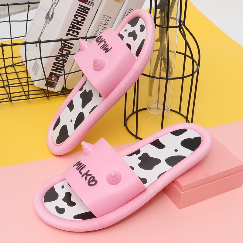 

Letter Graphic Cartoon Design Slides, Pink