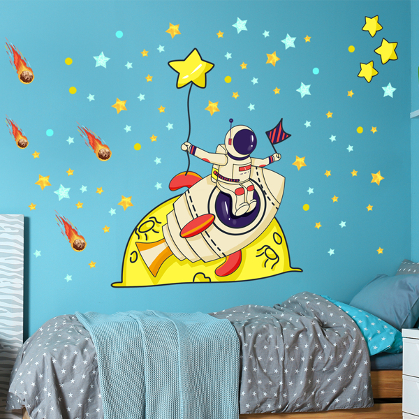 

Kids Astronaut Print Wall Sticker, Multicolor