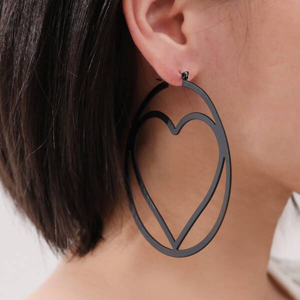 

Heart Design Metal Earrings, Black